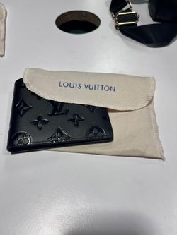 Black Louis Vuitton mens wallet