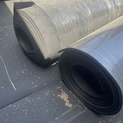 2 Rolls of Gym Mat Rubber Flooring 4ft X 20ft