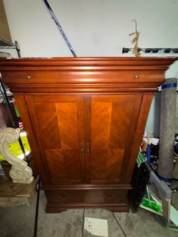 Large Medium Brown Oak Armoire – Tall Storage Wardrobe Cabinet