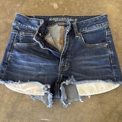American Eagle shorts size 6