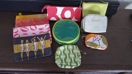 Cosmetic pouches, new or like new