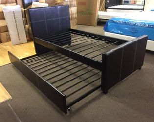 Trundle bed