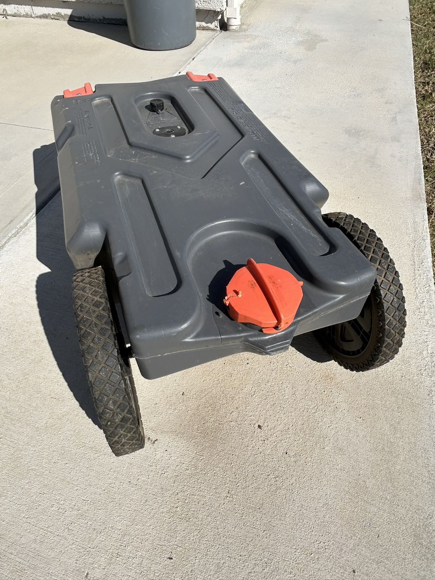 21 Gallon Rhino Tote Tank