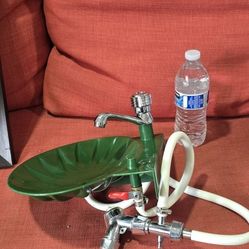 NEW Small Outdoor Backyard 2-in-1 Water Faucet and Water Fountain - Sink San Jose 95121 area

The sink is 12" x 10"