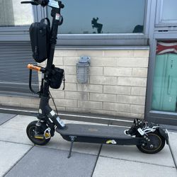 Ninebot Max Electric Scooter G30