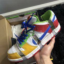 Nike Dunk Low SB “Sandy Bodecker”