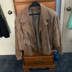Women’s Vintage Fringe Jacket 