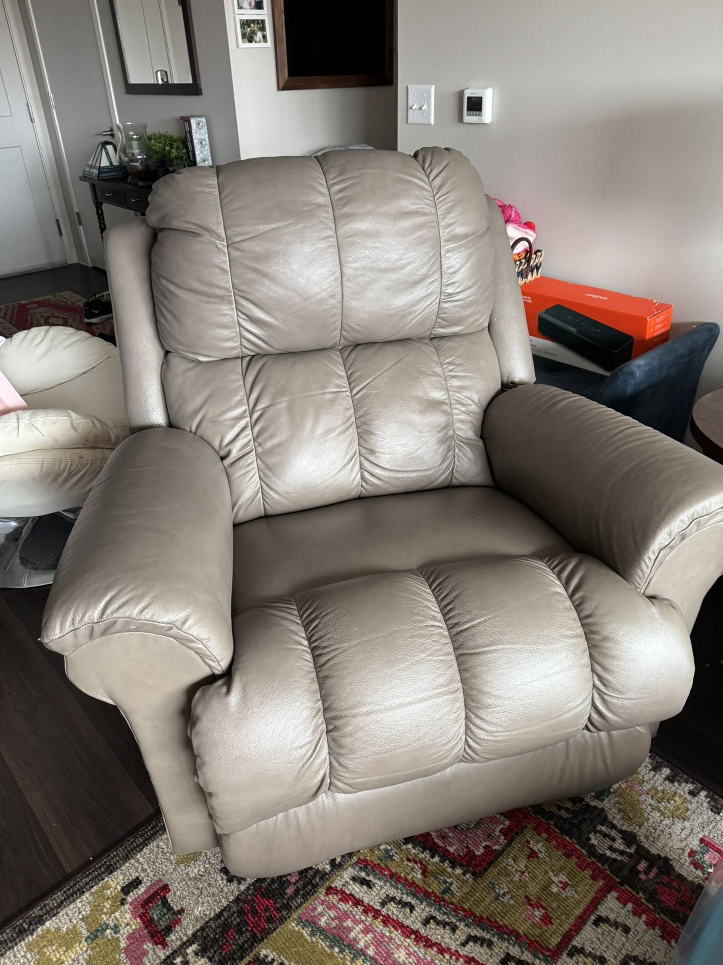 Leather Zero Gravity Reclining Chair! So Comfortable!