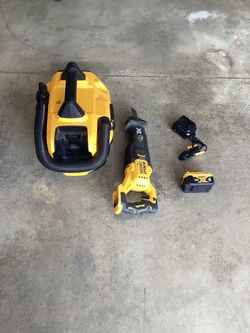 DeWalt Vacuum, Saw with Battery & Charger