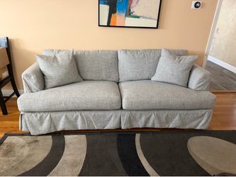 Queen Sleeper Sofa - Excellent Condition