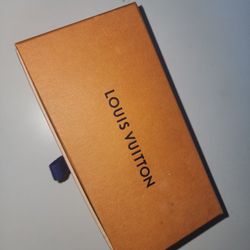 Louise Vuitton Millionaire Sunglasses (Style Z1165W)