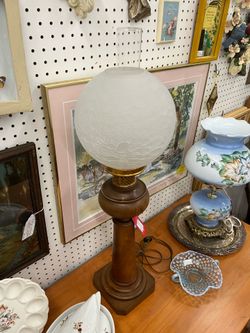 Crackle Glass Hurricane Style Lamp