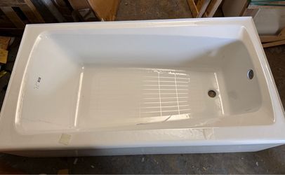 Kohler 60x32 cast iron bathtub