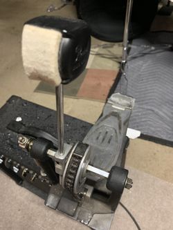 Drum pedal