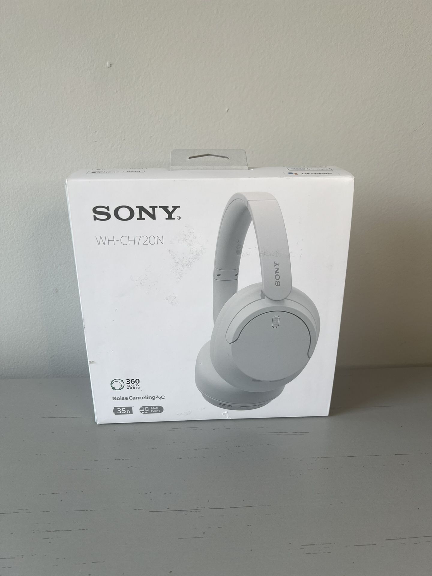 Sony WH-CH720N Wireless Over-Ear Headphones - White - MSRP: 149.99