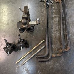 EAZ-LIFT Weight Distribution Tow Hitch.