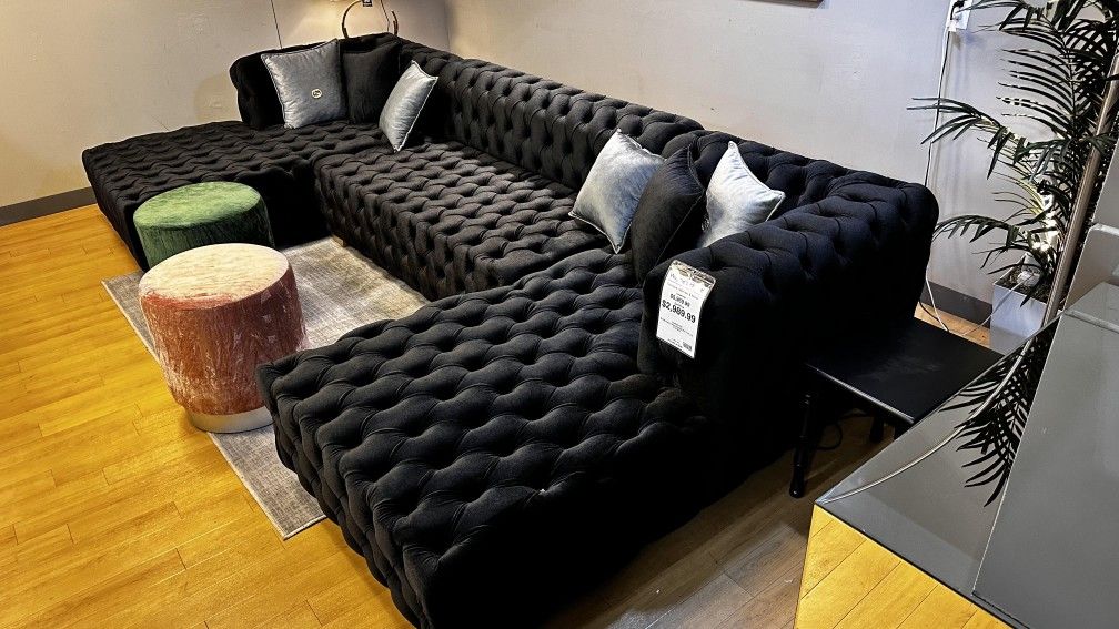 LH 👉 Luxury Black Tufted Velvet Fabric Upholstered Deep Seating Sectional Couch With Double Chaise 