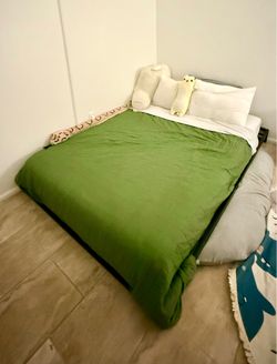 Full size bed with metal bed frame