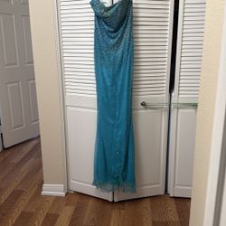 Very Detailed Blue Dress