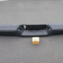 09-19 Dodge Ram Rear Bumper Defensa