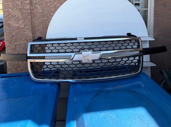 Silverado HD grille