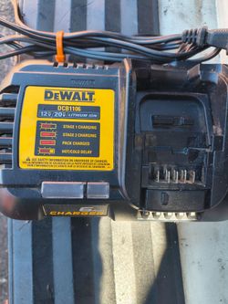 DeWalt DCB1106 12V/20V Battery Charger
