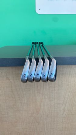 Strata Irons - 6,7,8,9,PW