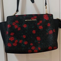 Michael Kors Crossbody Bag