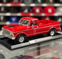 1:18 scale Diecast truck