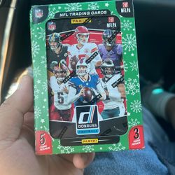 NFL 2025/2026 Holiday Tins!