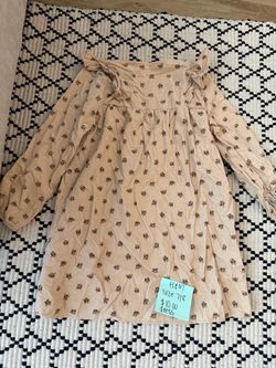 Girls clothing