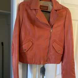 Woman’sw  Leather Jacket - M