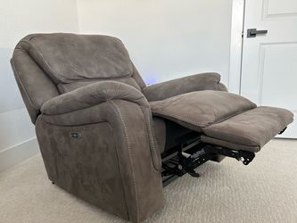 Recliner Chair