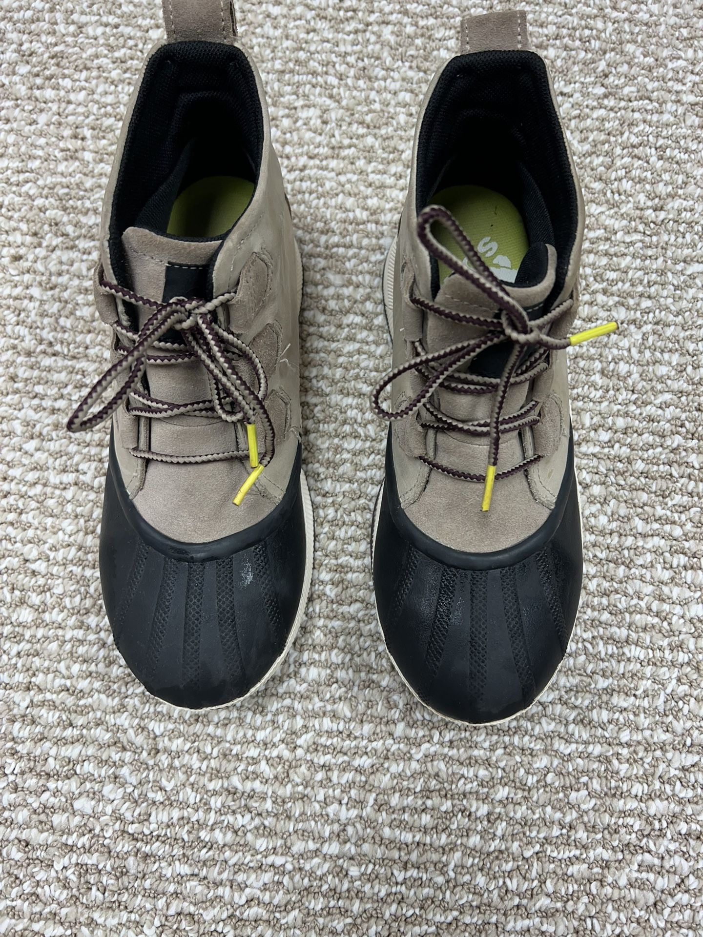 Woman’s Ankle Boots Sz 9 By Sorel