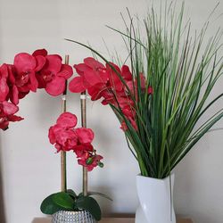 Artificial flower w/vase