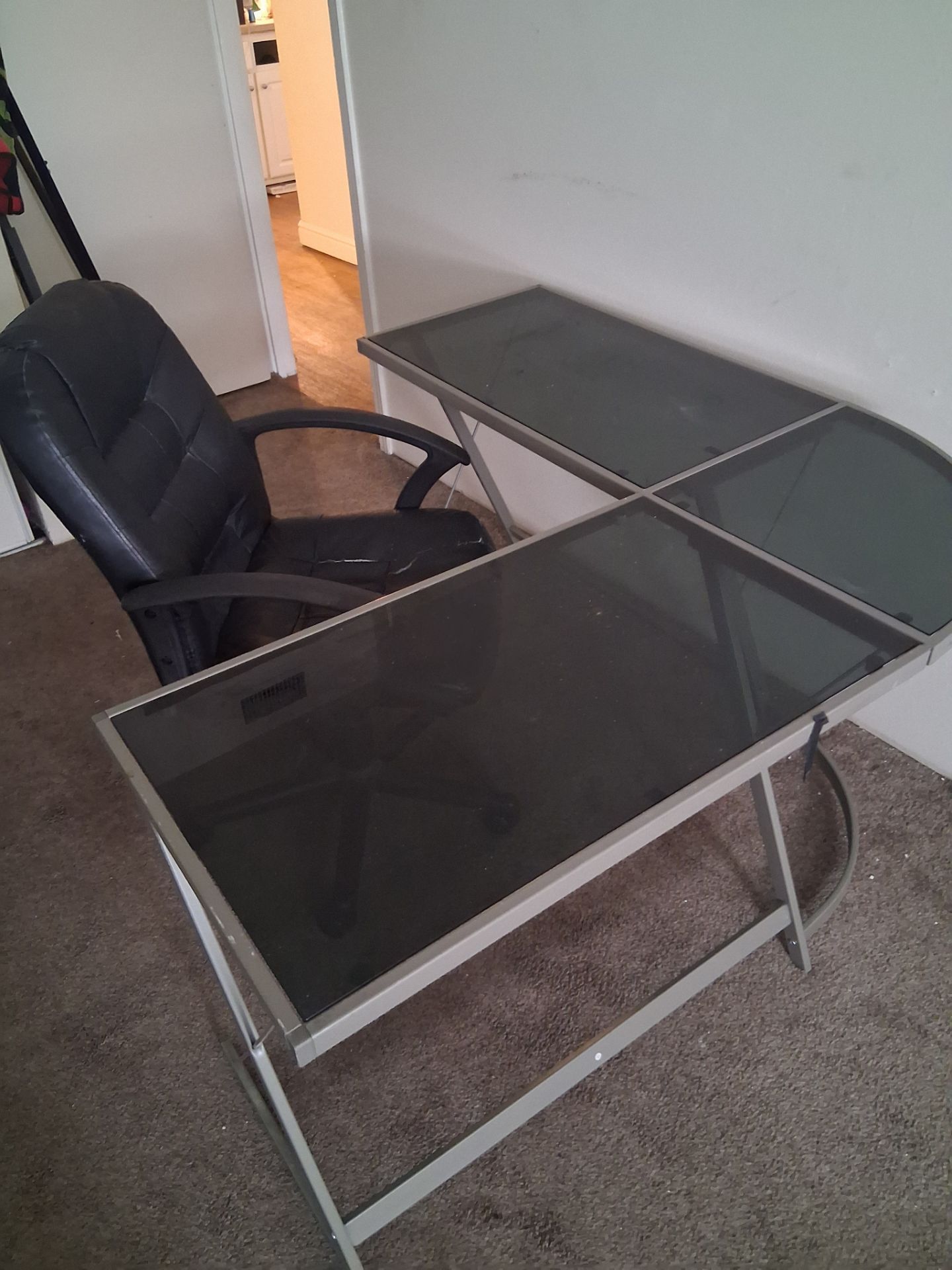 Gaming desk n chair