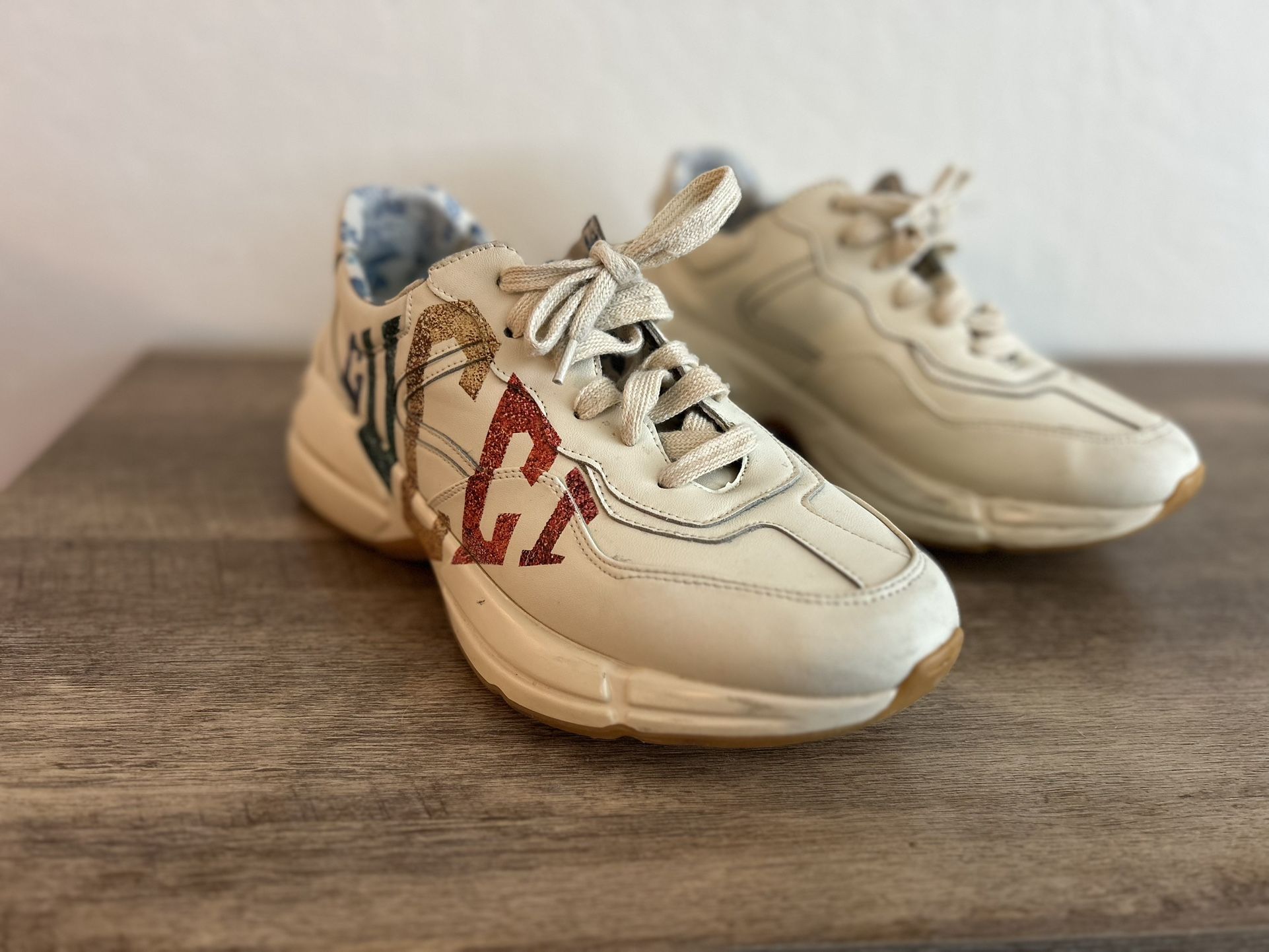 Gucci Shoes Size 8