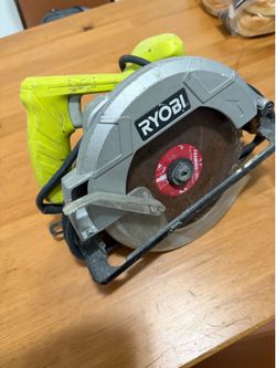 Circular saw ryobi
