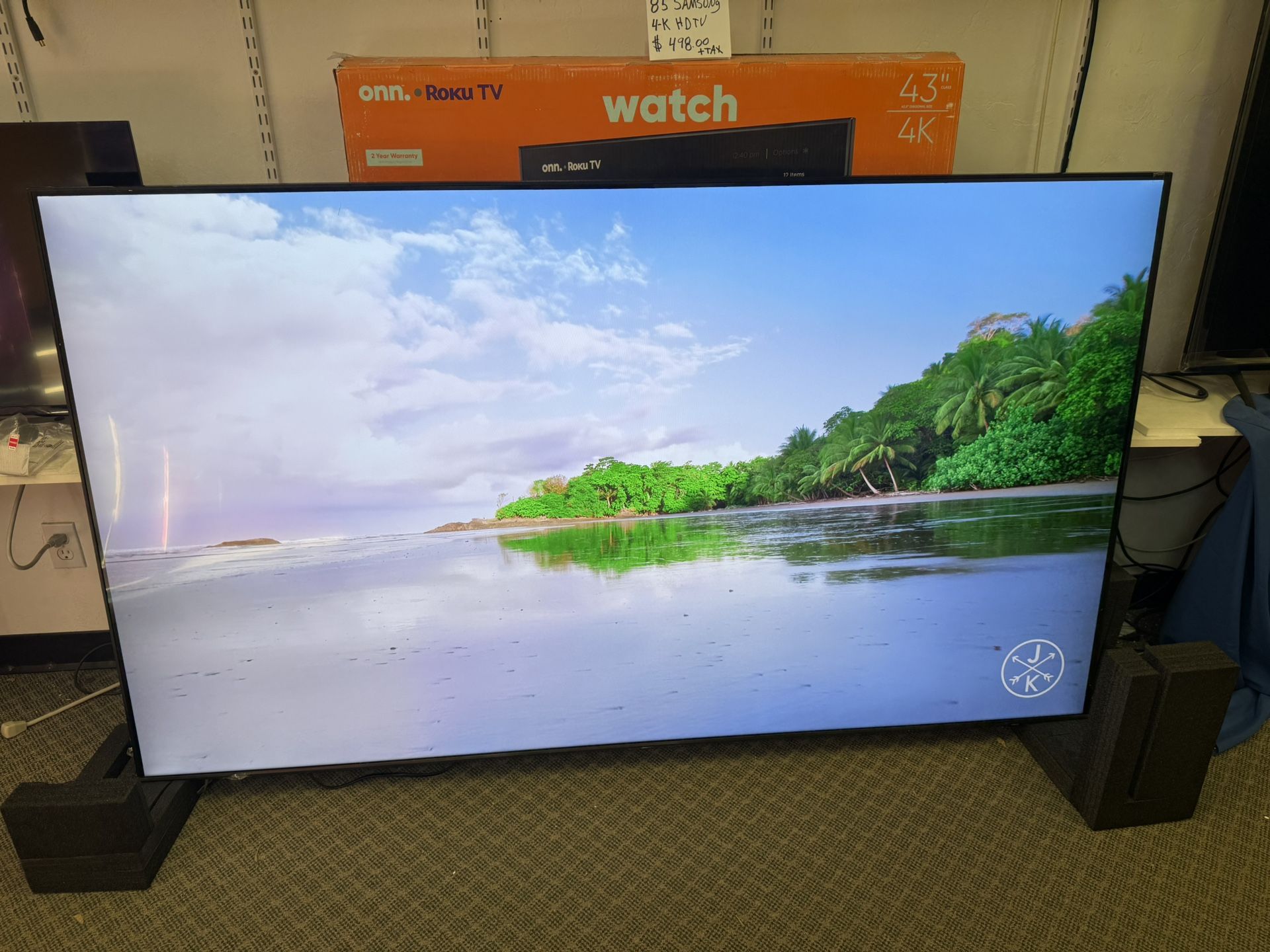 85 Tv Minor Scratch On Screen $55 Down On Finacing Free Delivery 6 Month Warranty. 85 Samsung Smart 4k Hdtv