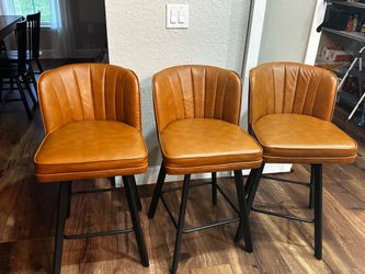 3 Bar stool