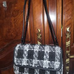 New With Tags DKNY Black And White Tweed Purse