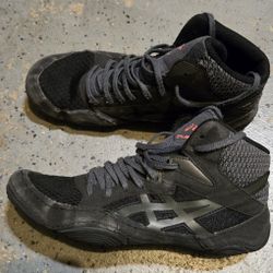 Asics Snapdown Wrestling Shoes Size 8 $20 Perfect for Xmas gift 🎁

