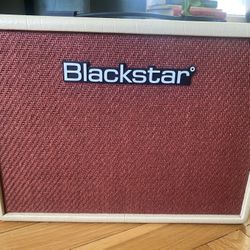 Blackstar Debut 15e amp