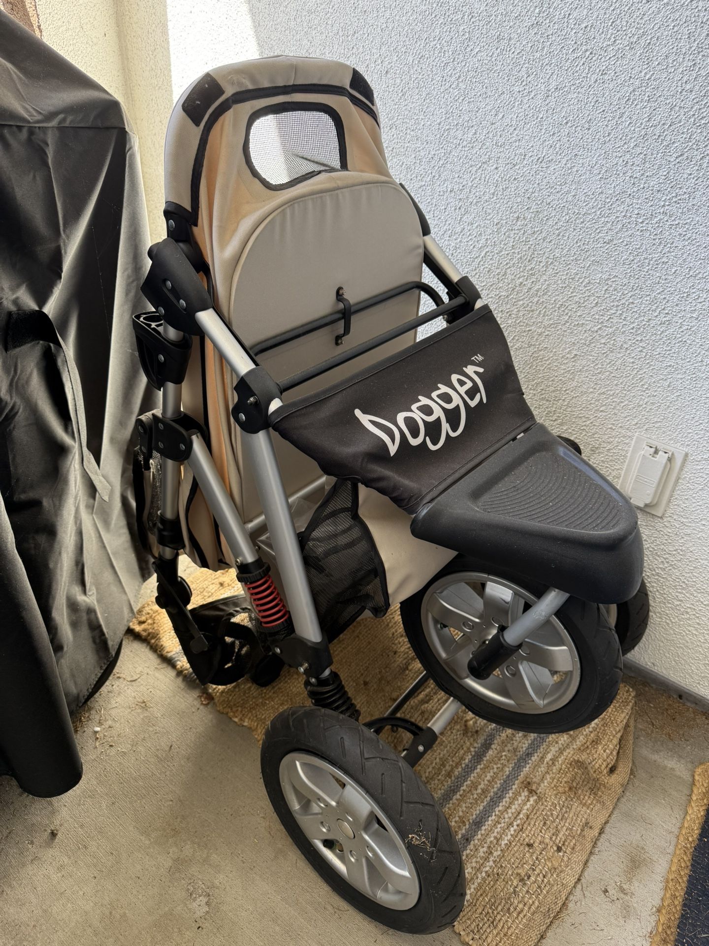 Dog Quality Dogger Beige Jogger Doggie Dog Stroller With Extras - Originally $400+