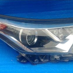 2017 2018 2019 Toyota CHR CH-R Front Right Passenger Side RH Halogen LED Headlight OEM USED