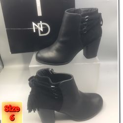 New Direction women’s Fringe tassel Black Ankle