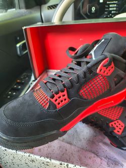 Retro 4 Red Thunder