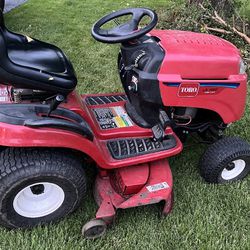TORO LX 460 46 Inch Riding Lawn Tractor Good Condition 