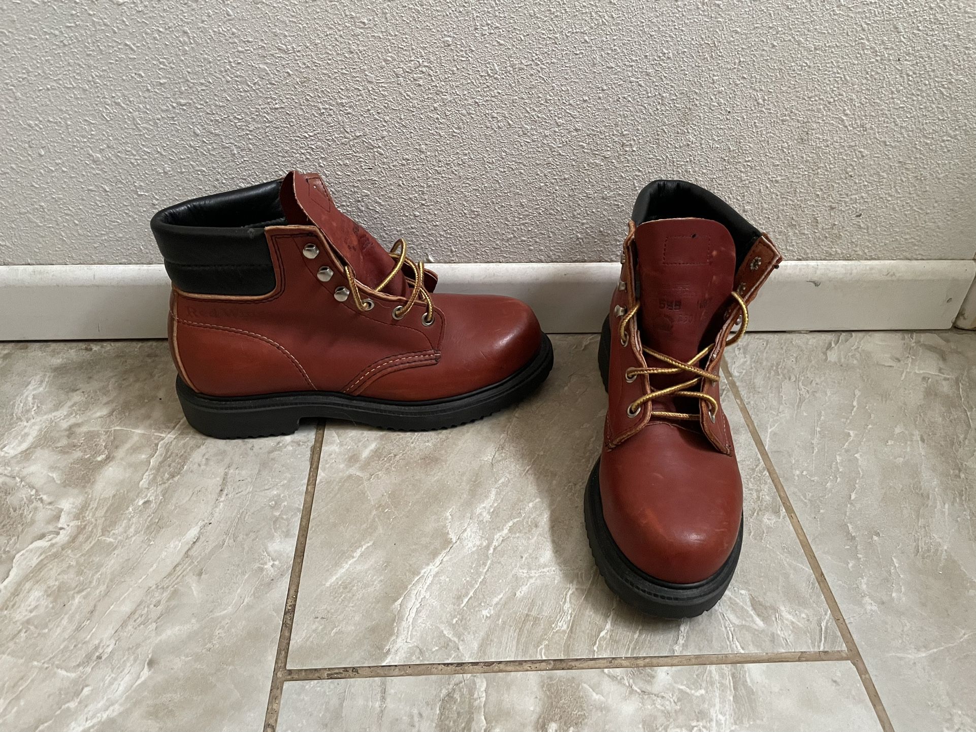 Womens redwing steal toe boots
