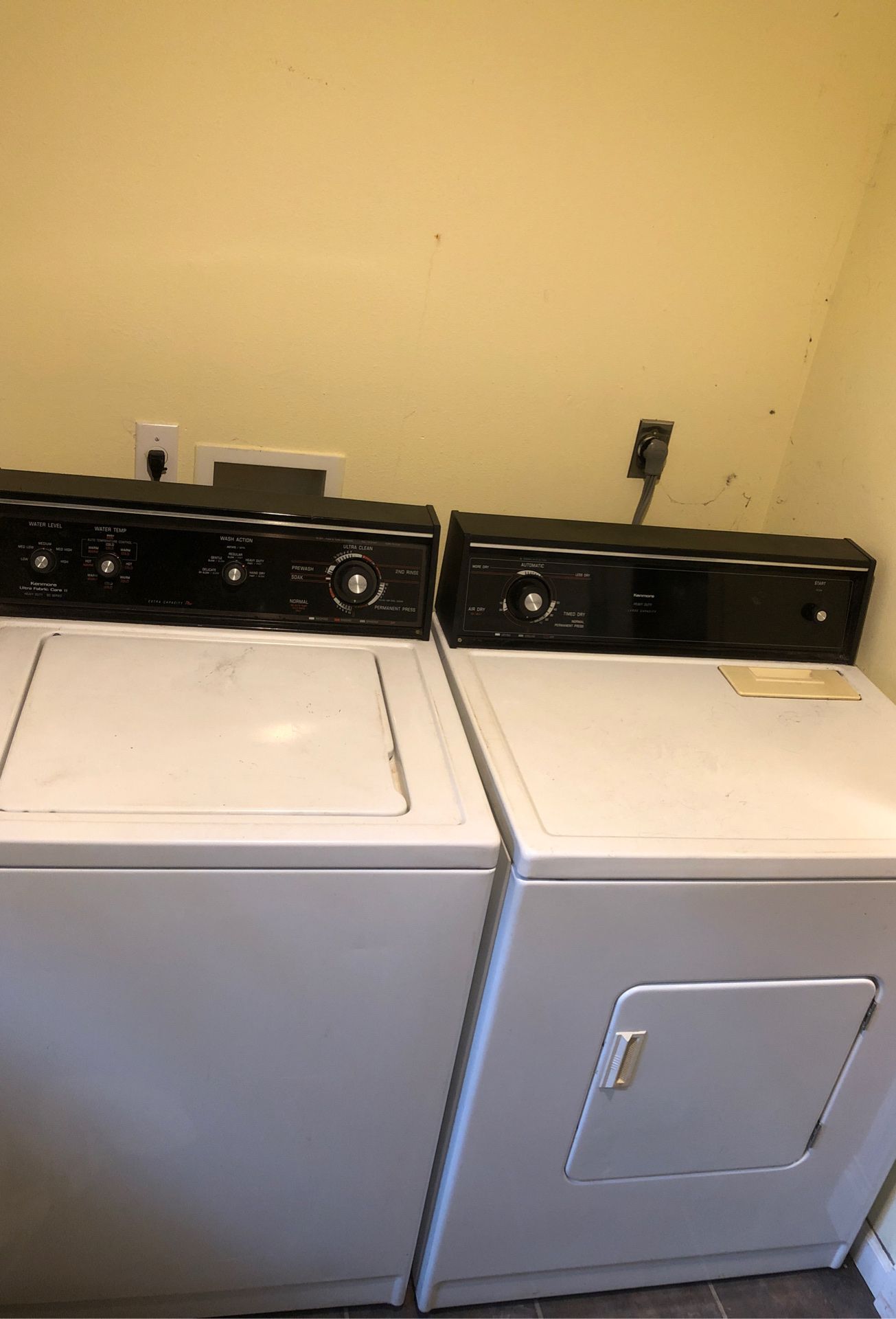 Washer dryer set Kenmore